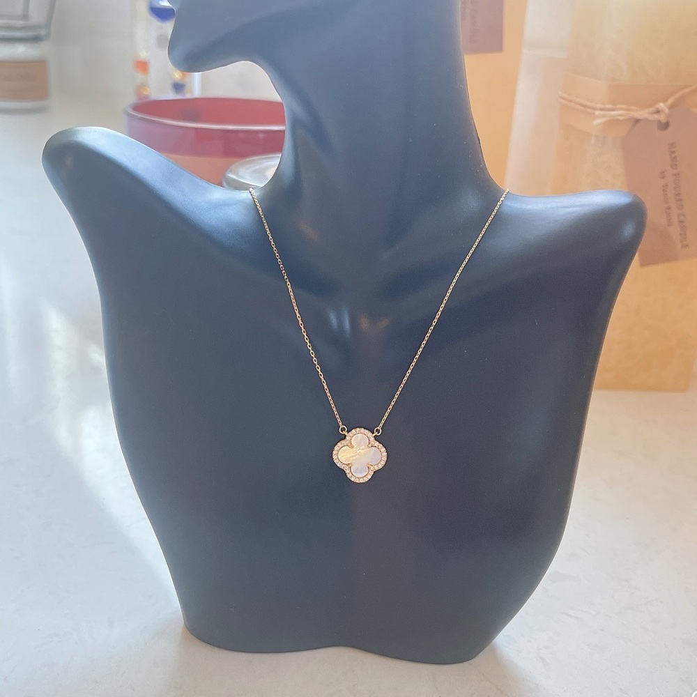 New CLOVER Necklace 18K Gold Plated Sterling Silver